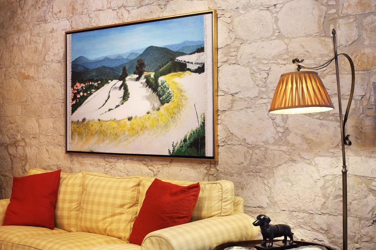Kantara House - A Rural Retreat Of Comfort & Class! Arsos エクステリア 写真
