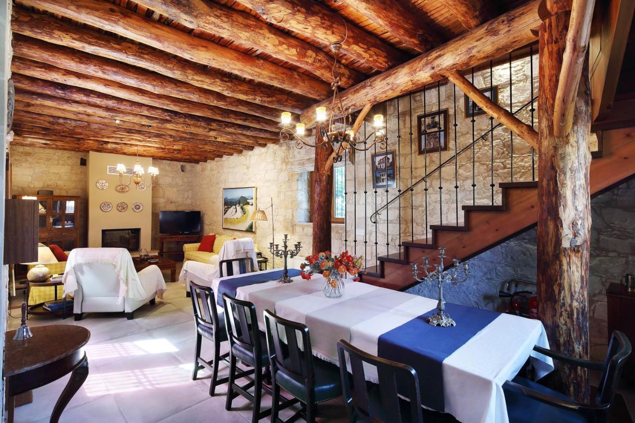 Kantara House - A Rural Retreat Of Comfort & Class! Arsos エクステリア 写真