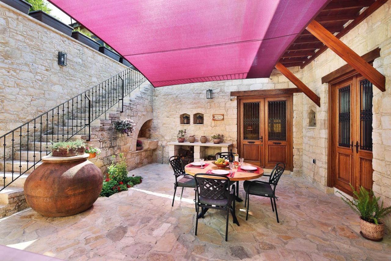 Kantara House - A Rural Retreat Of Comfort & Class! Arsos エクステリア 写真
