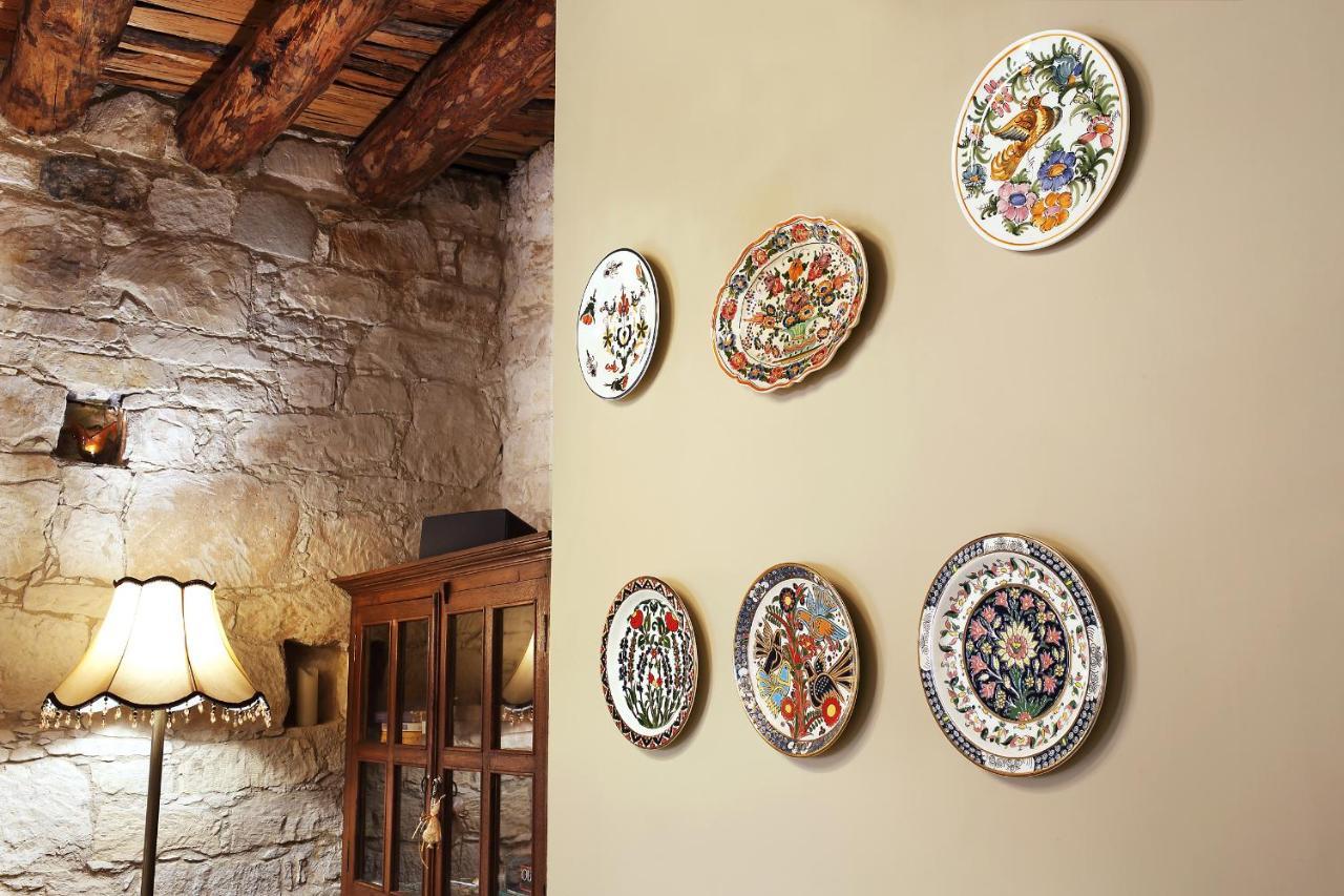 Kantara House - A Rural Retreat Of Comfort & Class! Arsos エクステリア 写真