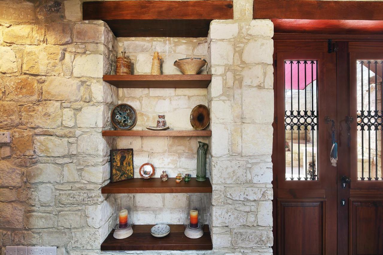 Kantara House - A Rural Retreat Of Comfort & Class! Arsos エクステリア 写真