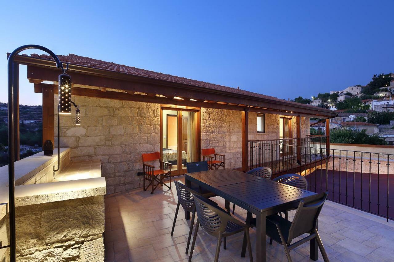 Kantara House - A Rural Retreat Of Comfort & Class! Arsos エクステリア 写真